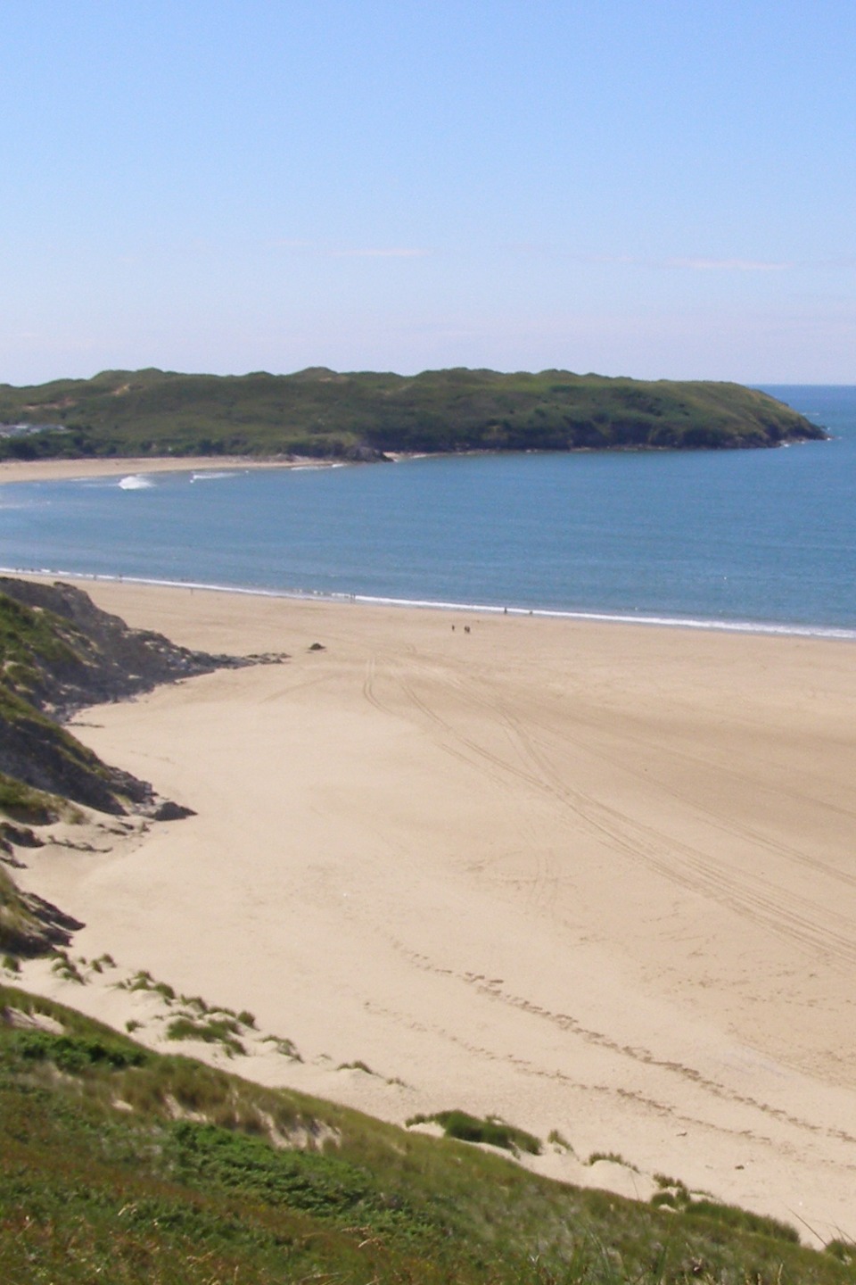 Three selfcatering holiday cottages and apartment in Llanmadoc, Gower